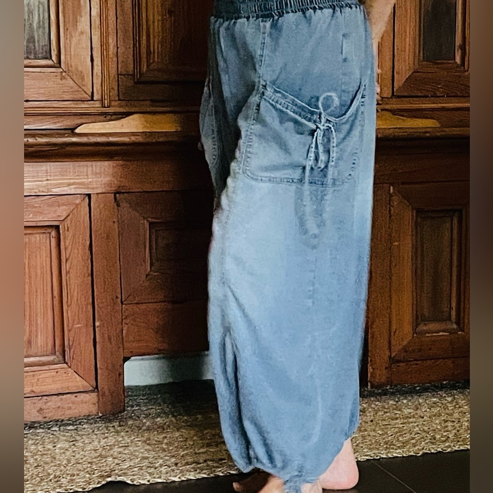 Easel Chambray Boho Balloon Joggers - Picture 2 of 15